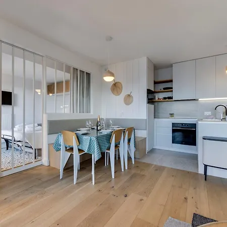 Moderne A 100m Du Centre, 2 Balcons, Parking, Wifi, Ideal Pour Familles - Fr-1-690-20 Apartamento Montvalezan