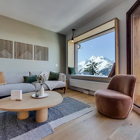 Moderne A 100m Du Centre, 2 Balcons, Parking, Wifi, Ideal Pour Familles - Fr-1-690-20 *